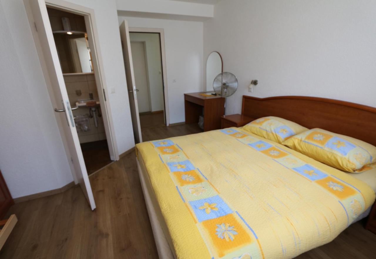 וילנב Hotel Du Quai מראה חיצוני תמונה