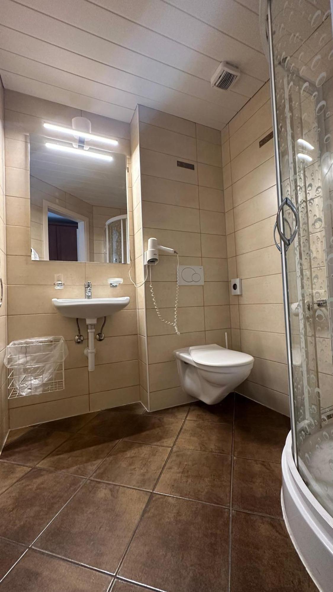 וילנב Hotel Du Quai מראה חיצוני תמונה
