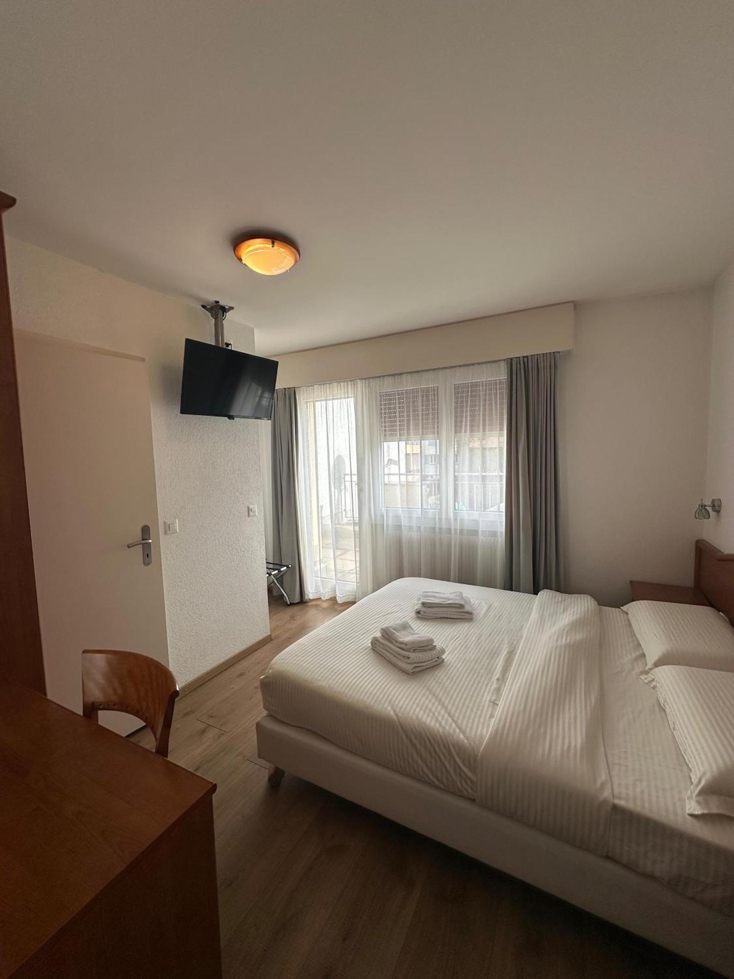 וילנב Hotel Du Quai מראה חיצוני תמונה
