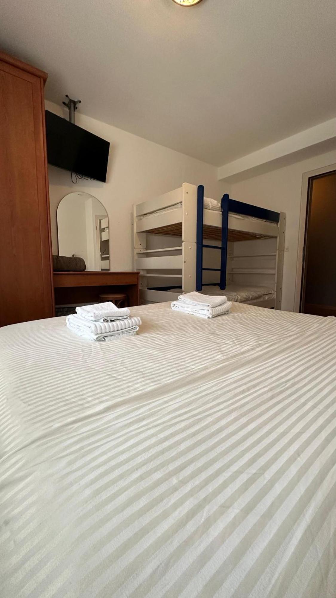 וילנב Hotel Du Quai מראה חיצוני תמונה