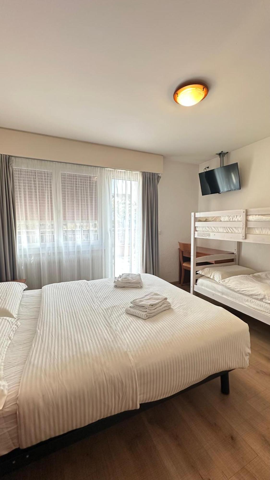 וילנב Hotel Du Quai מראה חיצוני תמונה